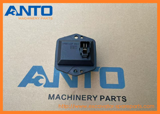 KHR13730 Resistente CAASE Partes de aire acondicionado de excavadoras para CX130B CX160B CX210B